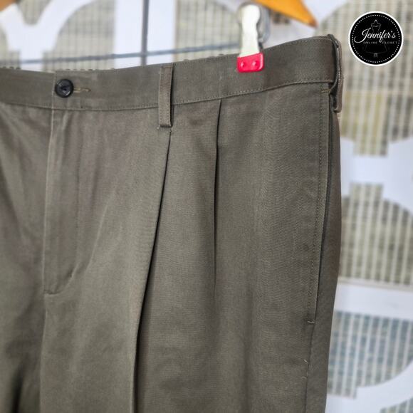 Lands' End Men's Olive Green Traditional Fit Pleated Cuffed Dress Pants Size 40 - Picture 4 of 10